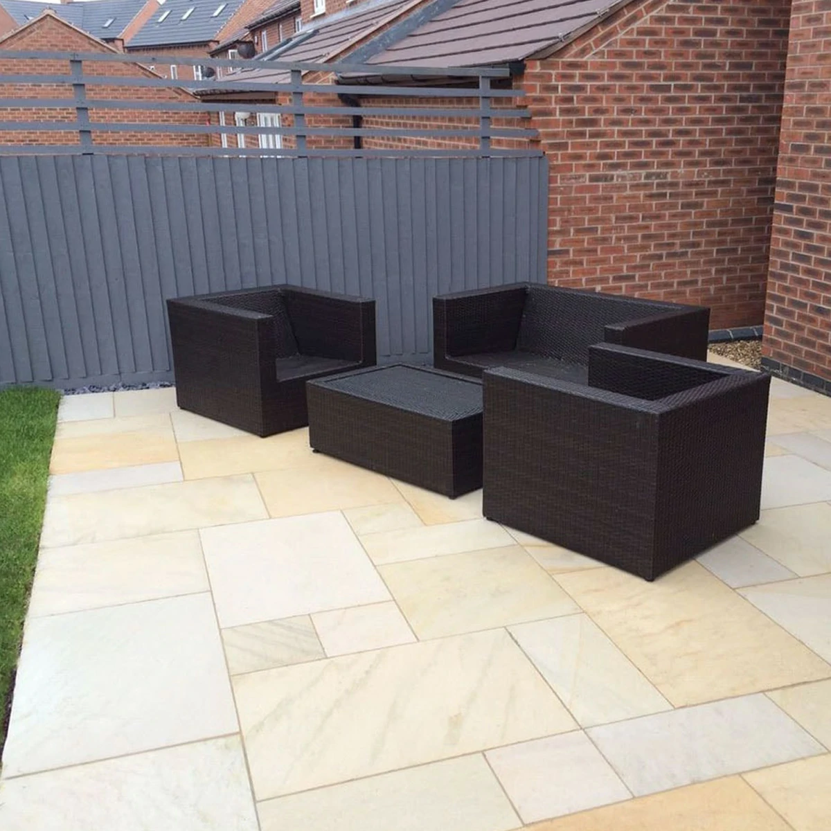 Sawn Mint Indian Sandstone Paving Slabs - Patio Kit - 20mm
